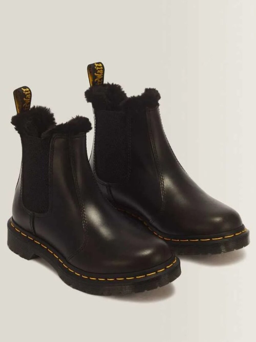 𝗗𝗿. 𝗠𝗮𝗿𝘁𝗲𝗻𝘀 2976 Leonore Women's Faux Fur-Lined Chelsea Boots Size 7⚫